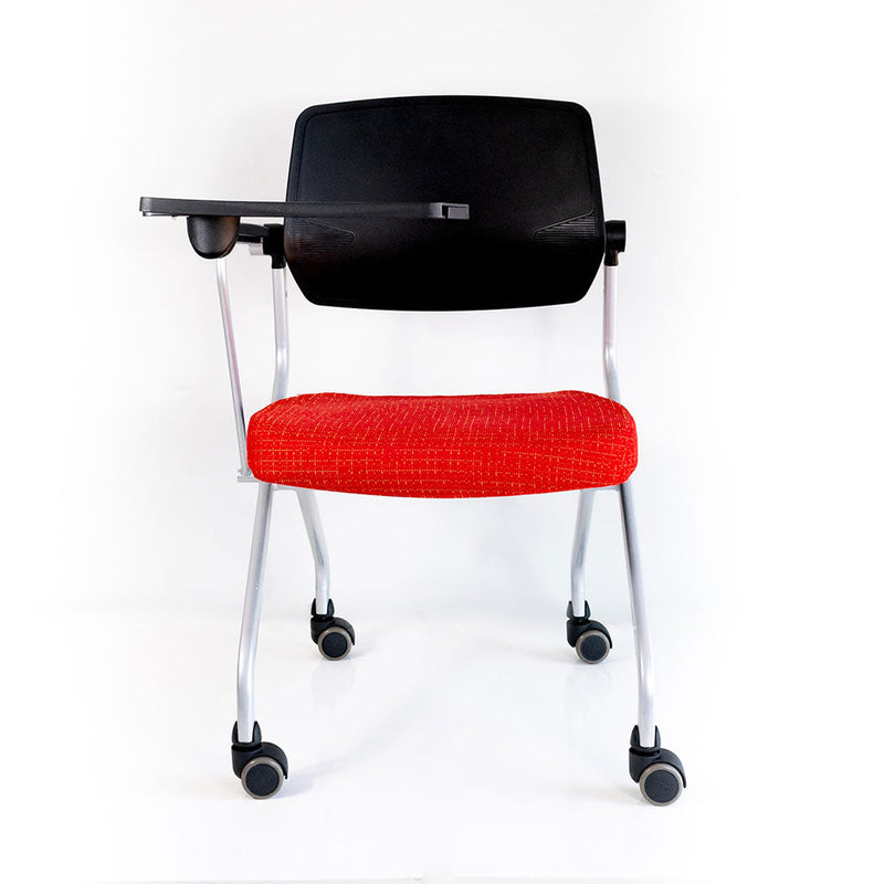 Silla training con Paleta, Respaldo Negro en Polipropileno con Reclinamiento
