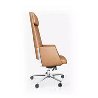 Sillón Ejecutivo Zenit Reclinable, Respaldo Alto, Tapizado en Piel Camello con Base de Aluminio.