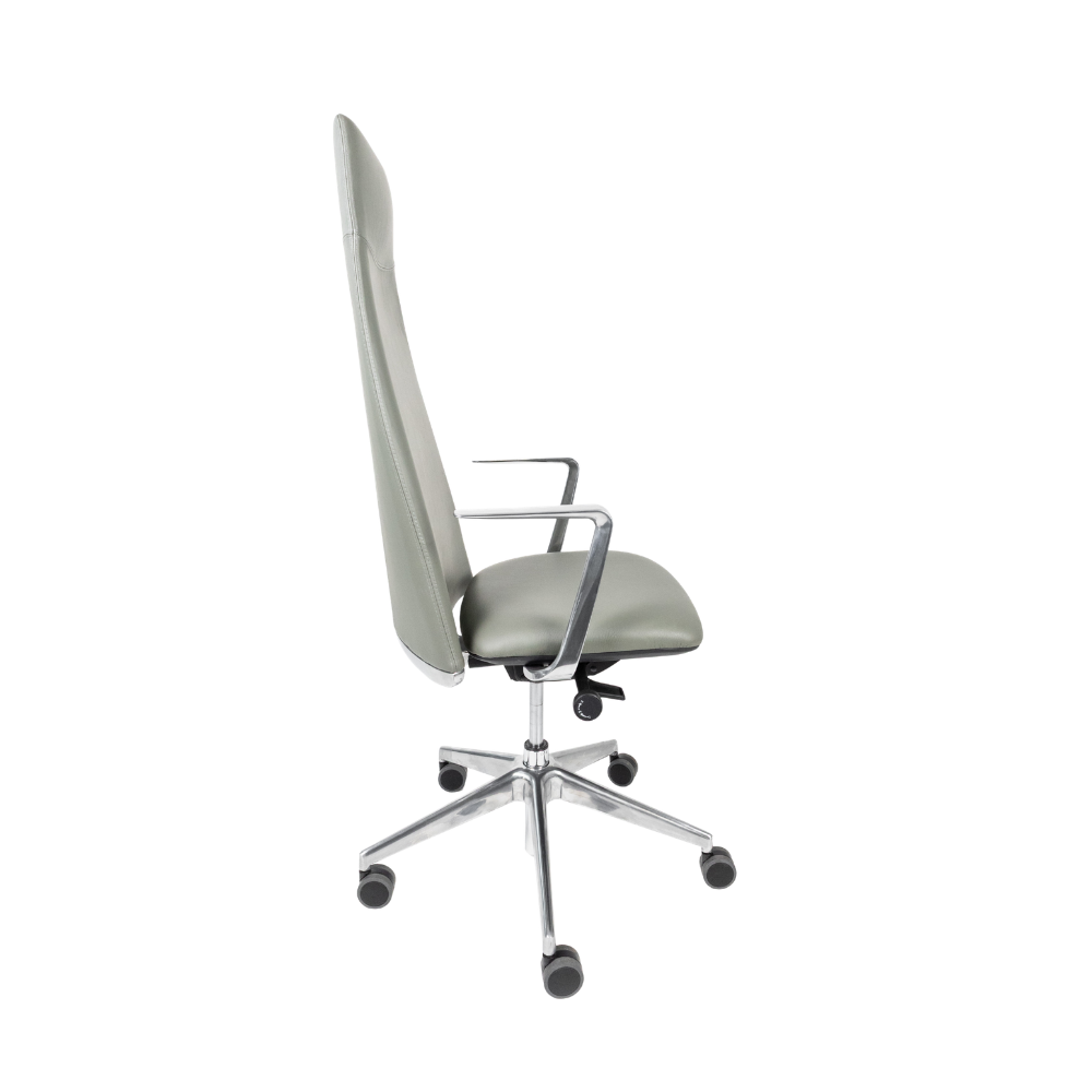 Sillón Ejecutivo Lorenzo Respaldo Alto Tapizado en Piel Accesorios en Aluminio RP-5050/AL