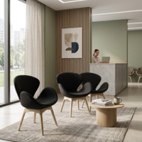 Silla Tapizada en Tela Swan Base de Madera
