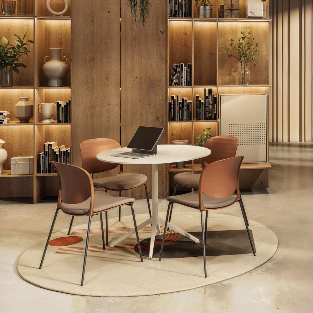 Silla de Visita Outline RE-614