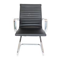 Silla Goetz visitante negro