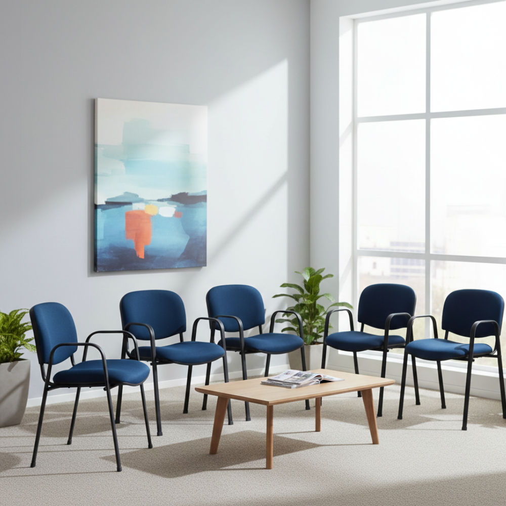 Silla ISO tapizada con brazos