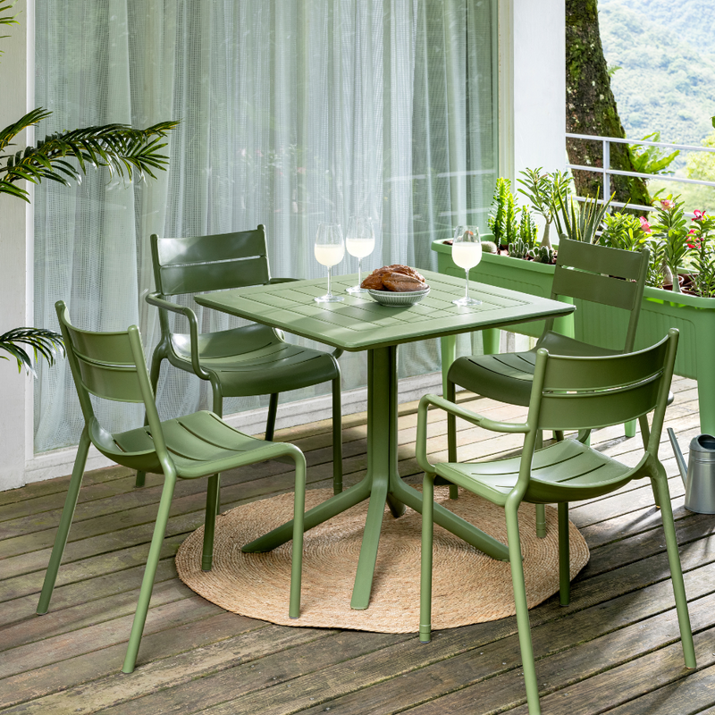 Silla Naples