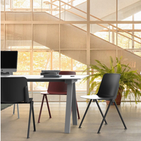 Silla Plus apilable sin brazos