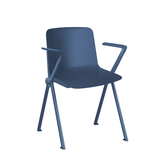 Silla Plus apilable con brazos